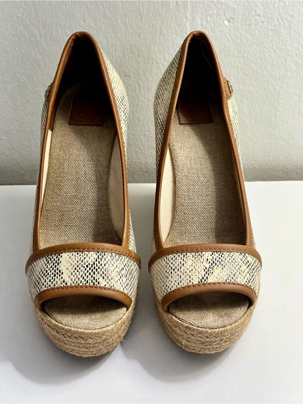 Tory Burch Majorca Snake Print Canvas Espadrille Wedges Size 6.5